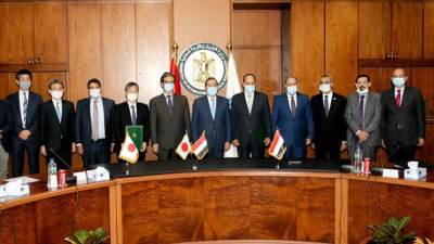 طارق الملا:مذكرة تفاهم مع تويوتا اليابانية لتقييم فرص انتاج الأمونيا الزرقاء فى مصر