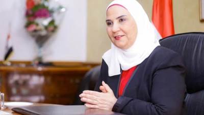 "القباج" توجه بإنقاذ فتاة جامعية عشرينية تفترش الرصيف بمحافظة البحر الأحمر