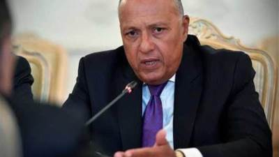 "شكري" يبحث مع نظيرته الألبانية سبل التعاون بين البلدين