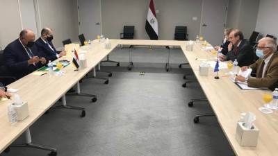 "شكري" يلتقي مع الممثل الاعلى للشئون الخارجية لبحث سبل التعاون بين البلدين