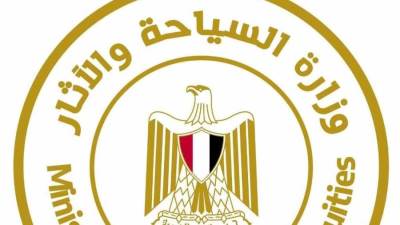 وزير السياحة والآثار يصدر قراراً وزارياً بشأن تنظيم عمل الرحلات الاختيارية للسائحين