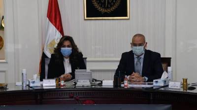وزير الإسكان ومحافظ دمياط يبحثان مقترحات تطوير بعض المناطق بمدينة رأس البر