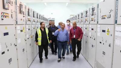رئيس جهاز السادات يتفقد محطة كهرباء المنطقة الصناعية الثامنة لخدمة 1076 مصنعا