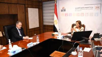 وزيرة التخطيط تبحث تنفيذ تكليفات السيسي الخاصة بتقرير التنمية البشرية في مصر2021