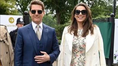 توم كروز ينفصل عن حبيبته هايلي لان جدوله مزدحم