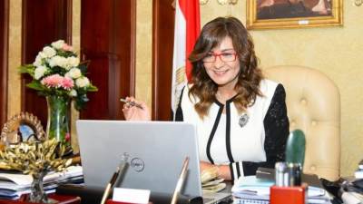 نبيلة مكرم:دارسينا بالخارج قادرون على الترويج لمبادرة "حياة كريمة" في المجتمعات الأجنبية