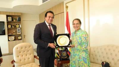 وزير التعليم العالي يبحث سبل تعزيز التعاون العلمي مع كولومبيا