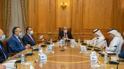 وزير الإنتاج الحربى والمدير العام لمجلس الإمارات يبحثان سبل تعزيز التعاون المشترك