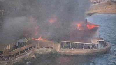 عاجل.. حريق ضخم يلتهم مطعم لاتينو الشهير في الاسكندرية