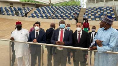 "صبحي": يبحث سبل التعاون مع وزيري نيجيريا والجزائر 