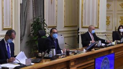 رئيس الوزراء يتابع الموقف التنفيذى لمشروعات العاصمة الإدارية الجديدة