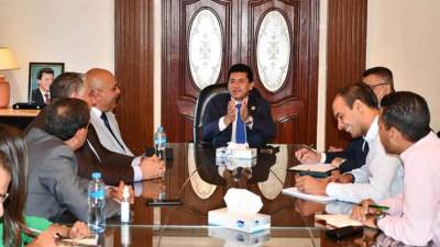 وزير الرياضة يتابع استعدادات مصر لاستضافة بطولة العالم للرماية