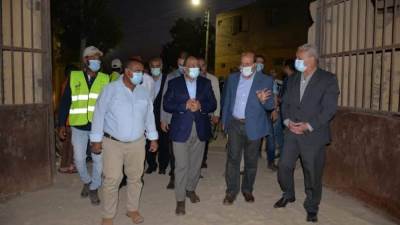 وزير التنمية المحلية يختتم زيارته للأقصر بتفقد مشروعات تطوير الريف المصري بإسنا