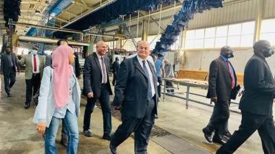 مدينة الجلود بالروبيكي تستقبل وفد كلية القادة والاركان الزامبي 