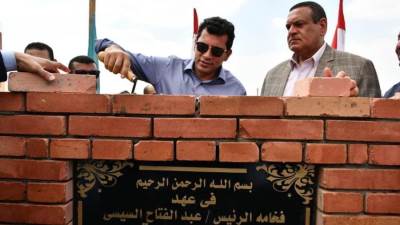 "وزير الرياضة ومحافظ البحيرة"يضعان حجر أساس إنشاء مشروعات استثمارية بنادي وادي النطرون