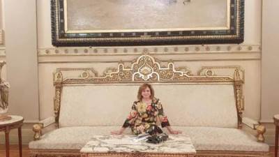 الهام شاهين تزور قصر عابدين قائله "قصر عابدين اجمل قصور العالم"