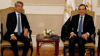 الملا يستقبل وزير الطاقة اللبنانى للمباحثة حول امداد الغاز الطبيعى المصري للبنان