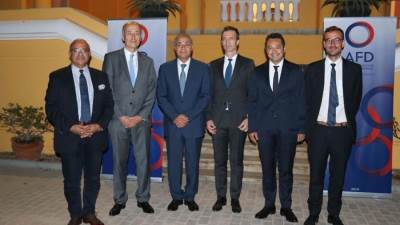 وزير التموين يلتقي مسؤولي السفارة الفرنسية لإقامة أكبر سوق جملة ببرج العرب