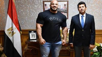 وزير الرياضة يهنيء "بيج رامي" بالفوز بلقب مستر أولمبيا للعام الثاني على التوالي