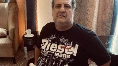 خالد الصاوي على الكرسي المتحرك..اعرف التفاصيل