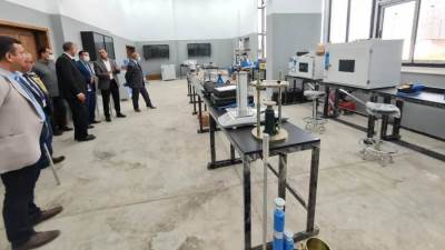 وفد من "التخطيط" يتفقد مشروعات جامعتي دمنهور المصرية اليابانية ومدينة الأبحاث العلمية