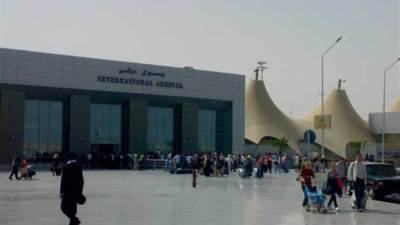 استقبال أول رحلة سياحية من بريطانيا في مطار الغردقة مساء اليوم