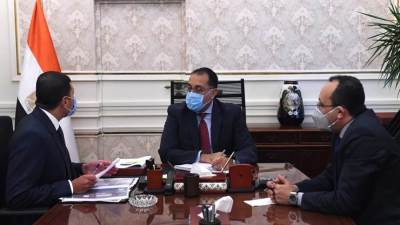 مصطفى مدبولي: دفع الاستثمار يدعم الاقتصاد الوطني بصورة مباشرة ويضاعف فرص العمل