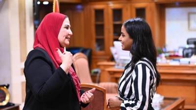 القباج تستقبل نجلاء فتحي وزيرة "التضامن الاجتماعي" بالمحاكاه لمدة يوم واحد