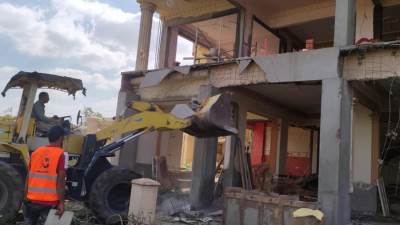 "الإسكان": حملات لإزالة الإشغالات وضبط المخالفات بمدينتي الشروق والعاشر من رمضان