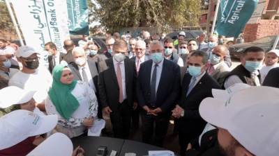 قوافل البنك الزراعي المصري تجوب قرى حياة كريمة للتوعية ببرامجه التمويلية وخدماته المصرفية