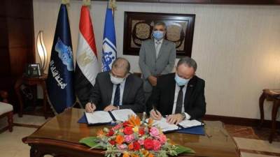 الفريق أسامة ربيع يشهد توقيع بروتوكول التعاون المشترك مع هيئة التأمين الصحي