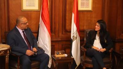 وزيرة التعاون الدولي تبحث سبل تعزيز التعاون الاقتصادي المشترك مع نظيرها اليمني