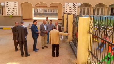 جهاز قنا وسوهاج الجديدتين يتفقدون سير العمل بالمدارس للاطمئنان على انتظام الدراسة