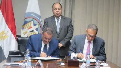 بروتوكول تعاون بين «الضرائب» و«اتحاد بنوك مصر» للانضمام إلى «الفاتورة الإلكترونية»
