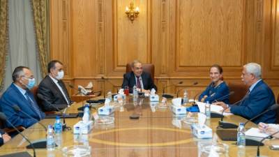 "وزير الدولة للإنتاج الحربى" يبحث مع "سفيرة كولومبيا"  تعزيز العلاقات الإقتصادية والإستثمارية 