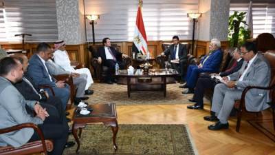 وزير الشباب والرياضة يبحث إطلاق جائزة "عاصمة الثقافة الرياضية العربية"