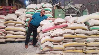 "الزراعة" تفتش على الأعلاف وتضبط 3 مصانع و6 مخازن غير مرخصين بالغربية