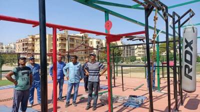 إستكمال تنفيذ مشروع ممشى وتراك الدراجات بالحى التاسع في مدينة العبور