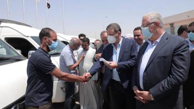 البنك الزراعي يضخ 110مليون جنيه لتمويل إحلال 606 سيارة نصف النقل بميكروباص