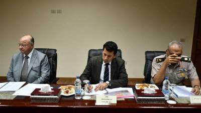 وزير الرياضة يعقد جلسة مع مجلس "استاد القاهرة" لمناقشة توجيهات تطوير الهيئة