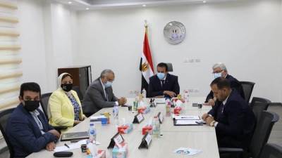 "عبد الغفار"يعقد اجتماعًا مع"ابو سعدة"لمناقشة دور الجامعات المصرية في وضع الهوية البصرية