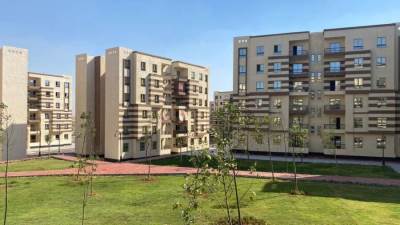 وزير الإسكان يستعرض جهود الدولة للقضاء على المناطق غير الآمنة بمساكن آدمية