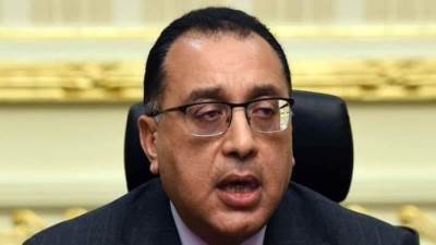 رئيس الوزراء يتابع ملفات هيئة الاستثمار ويثمن علي مجهوداتها لمد الجسور بالدول الشقيقية