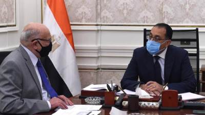 "مدبولي"يستعرض مع رئيس هيئة سلامة الغذاء الآليات المستحدثة في الرقابة على الأغذية