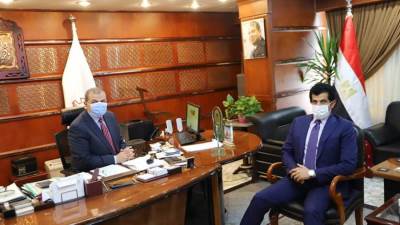 "سعفان" يبحث مع سفير قطر الارتقاء بالعلاقات الثنائية واحتياجات قطر من العمال