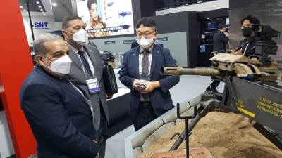 وزير الدولة للإنتاج الحربي يلتقي وزير المشتريات الدفاعية بكوريا الجنوبية وممثلي الشركات العالمية