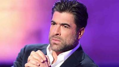 اول رسالة من النجم وائل كافوري بعد تعرضه لحادث السير المروع