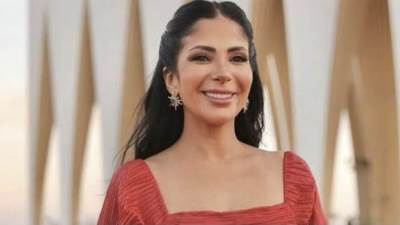 "لام شمسية" الاسم المؤقت لمسلسل منى ذكي في رمضان