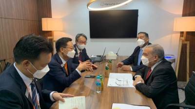 وزير للإنتاج الحربي يشارك في معرضADEX 2021 ويلتقي وزير الدفاع الكوري الجنوبي