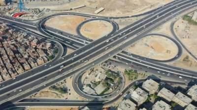 وزير النقل في مواقع العمل بمشروع التطوير الشامل للطريق الدائري حول القاهرة
